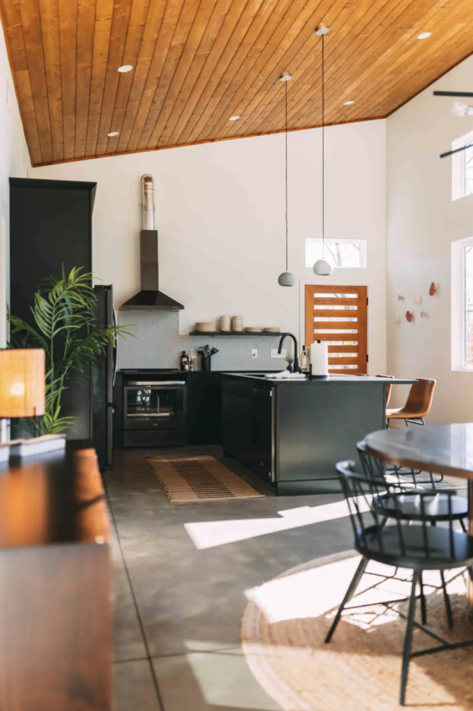 IROX Living; CoFounder + Director of Guest Experience, Hillary DeMeo