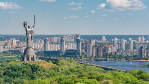 50+ Airbnbs You Can Book Right Now to Help Get Money to Ukrainian Hosts