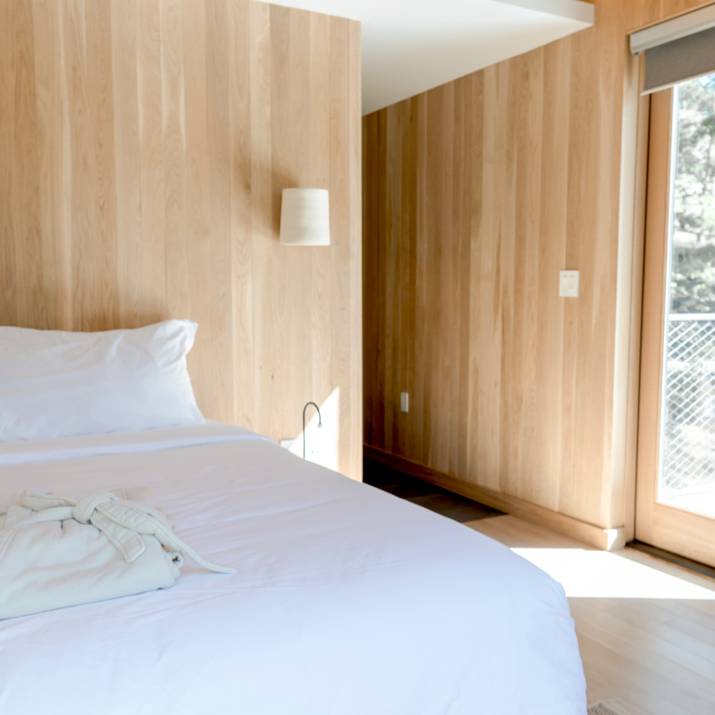How to Become an Airbnb Superhost